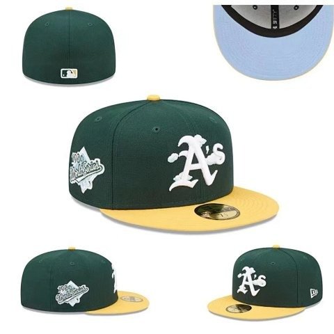 Two-Tone Flat-Brim Cap Collect