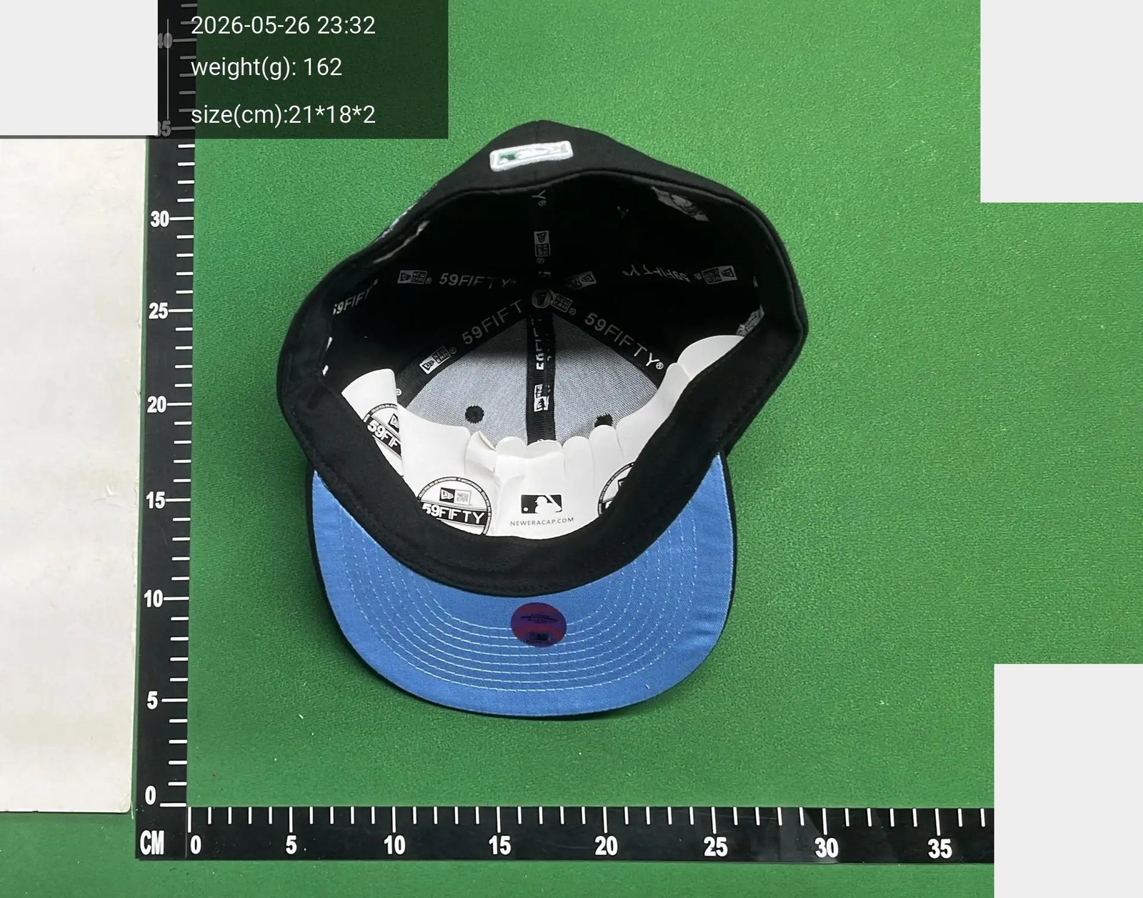 Patch and Letter Flat-Brim Cap -3