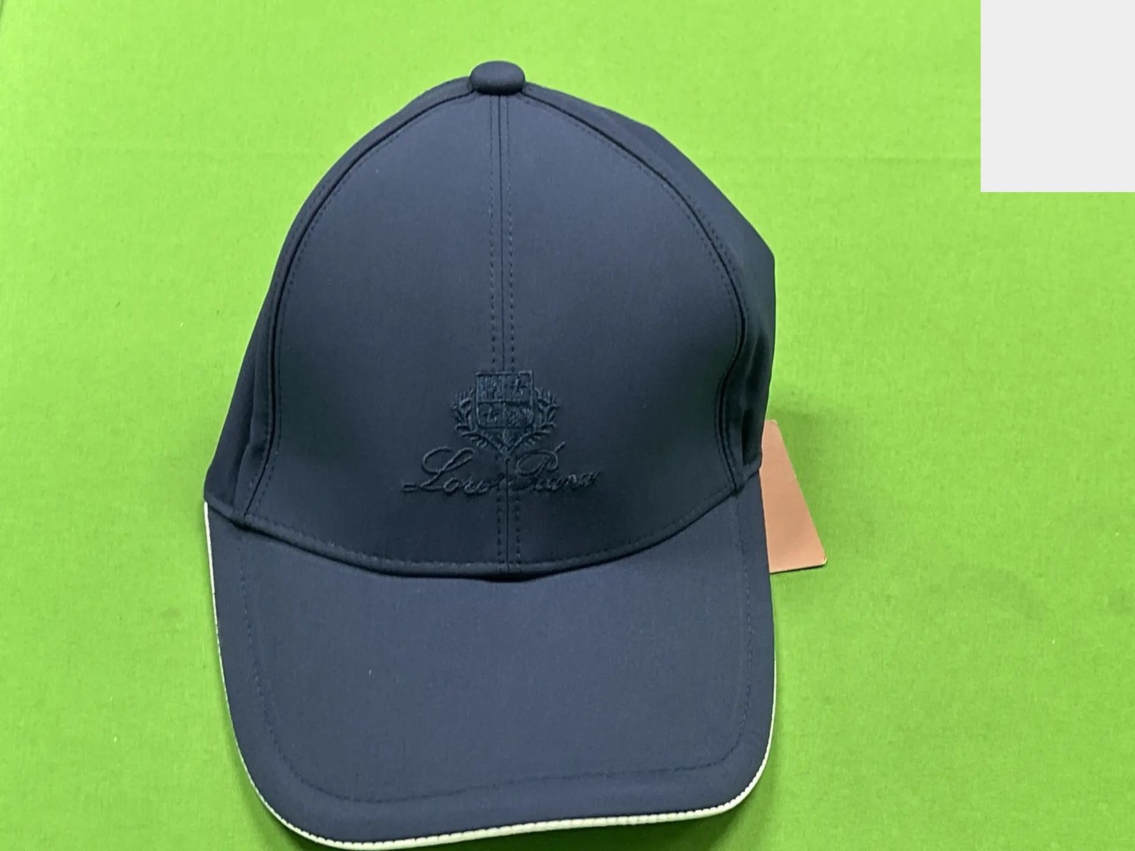 Crest Embroidered Baseball Cap -3