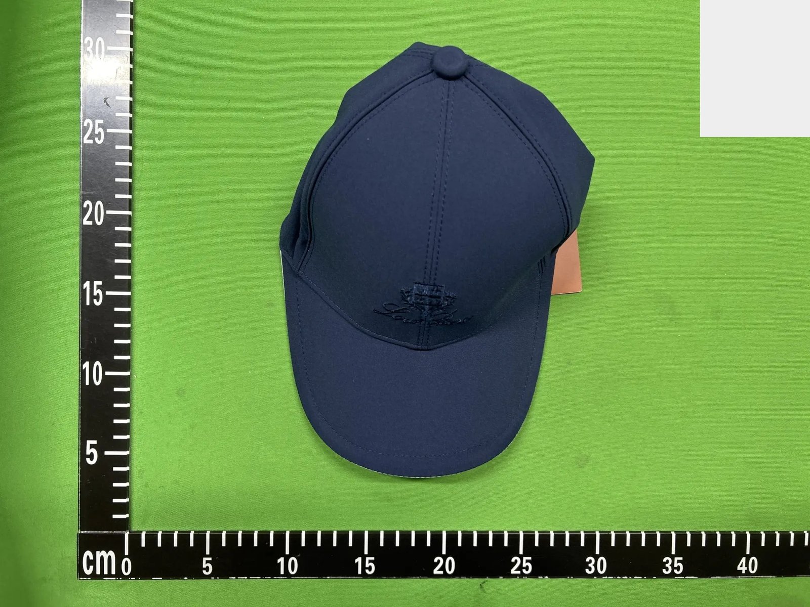 Crest Embroidered Baseball Cap -4