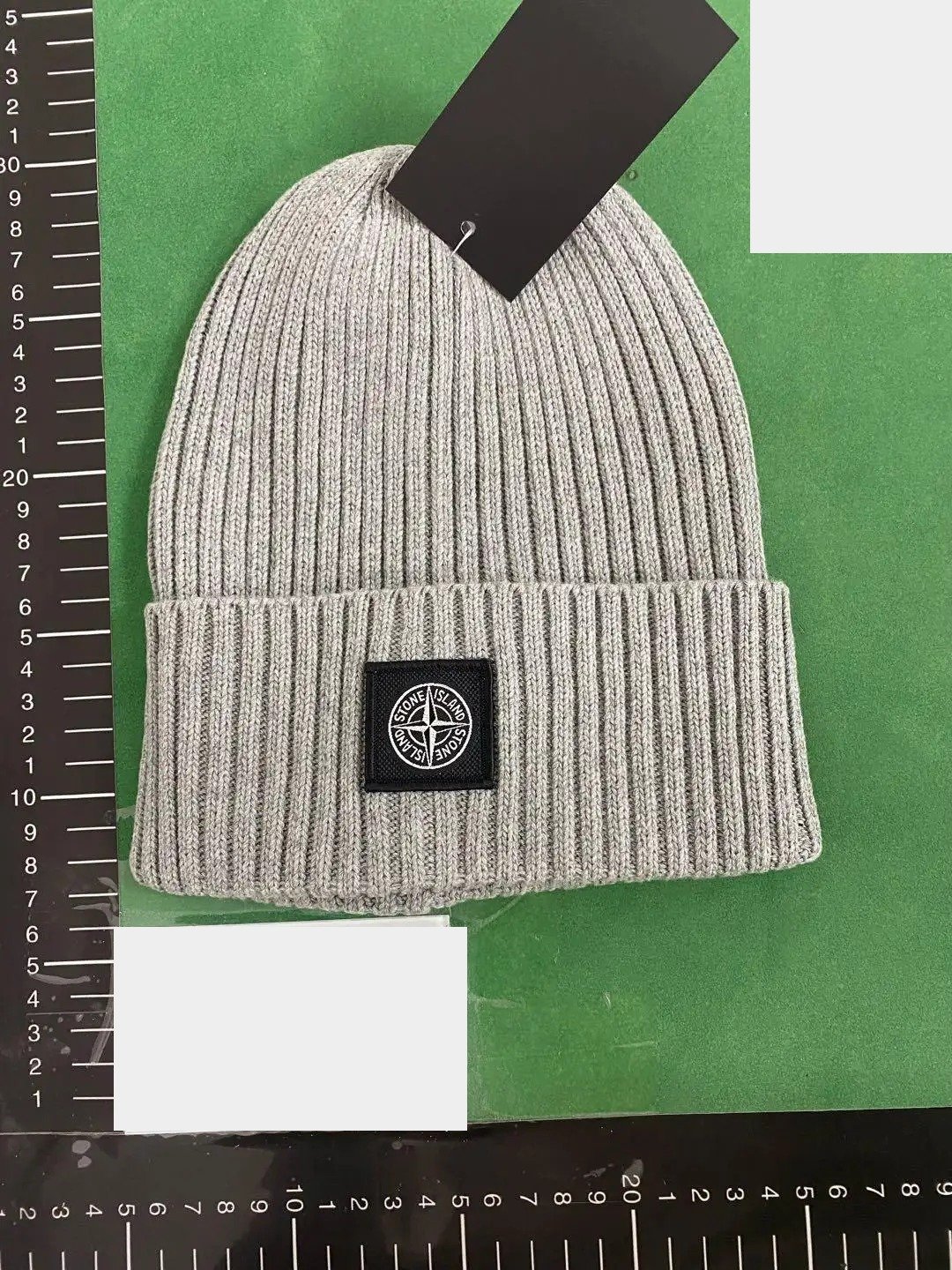 Compass Patch Ribbed Beanie -5
