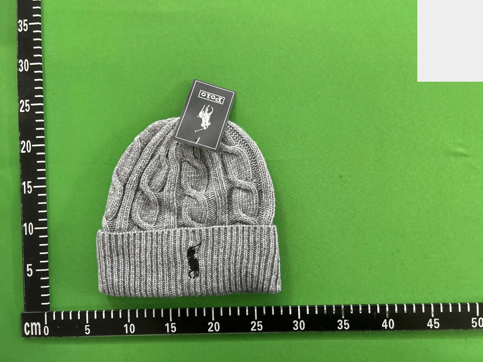 Cable-Knit Cuff Beanie -2