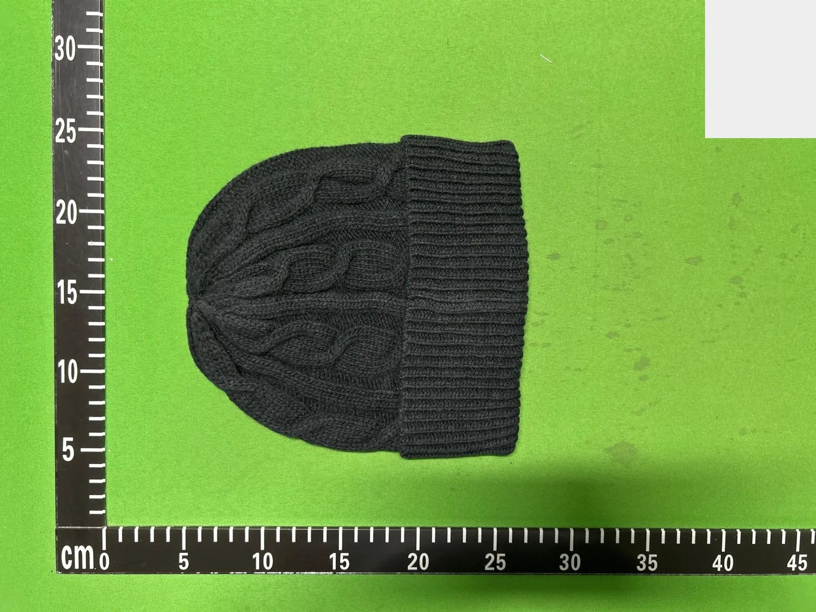 Cable-Knit Cuff Beanie -4