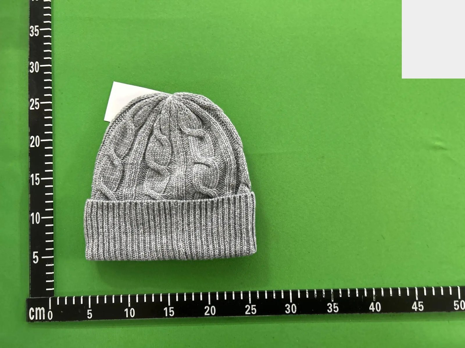 Cable-Knit Cuff Beanie -5