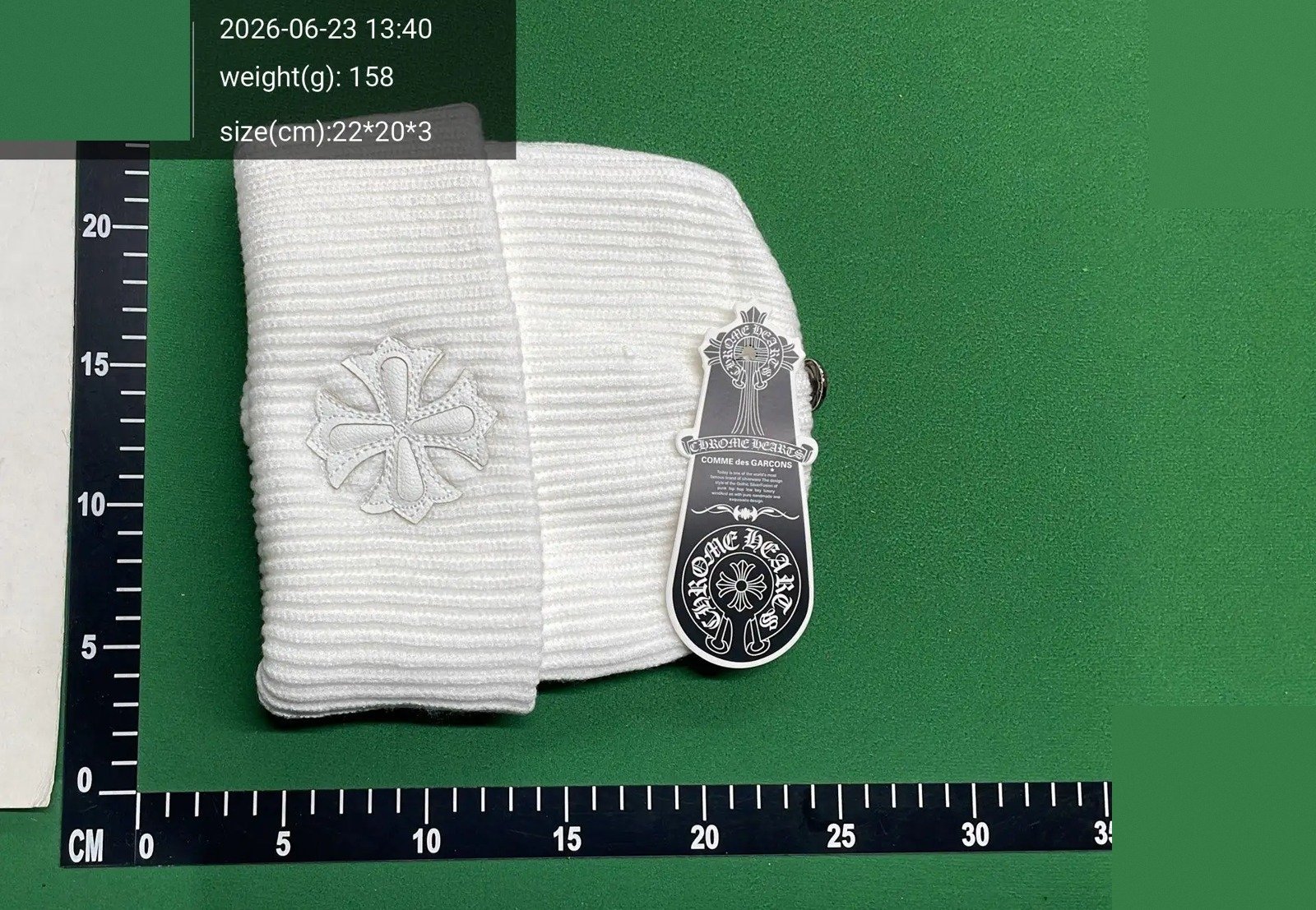 Cross Patch Ribbed Beanie -2