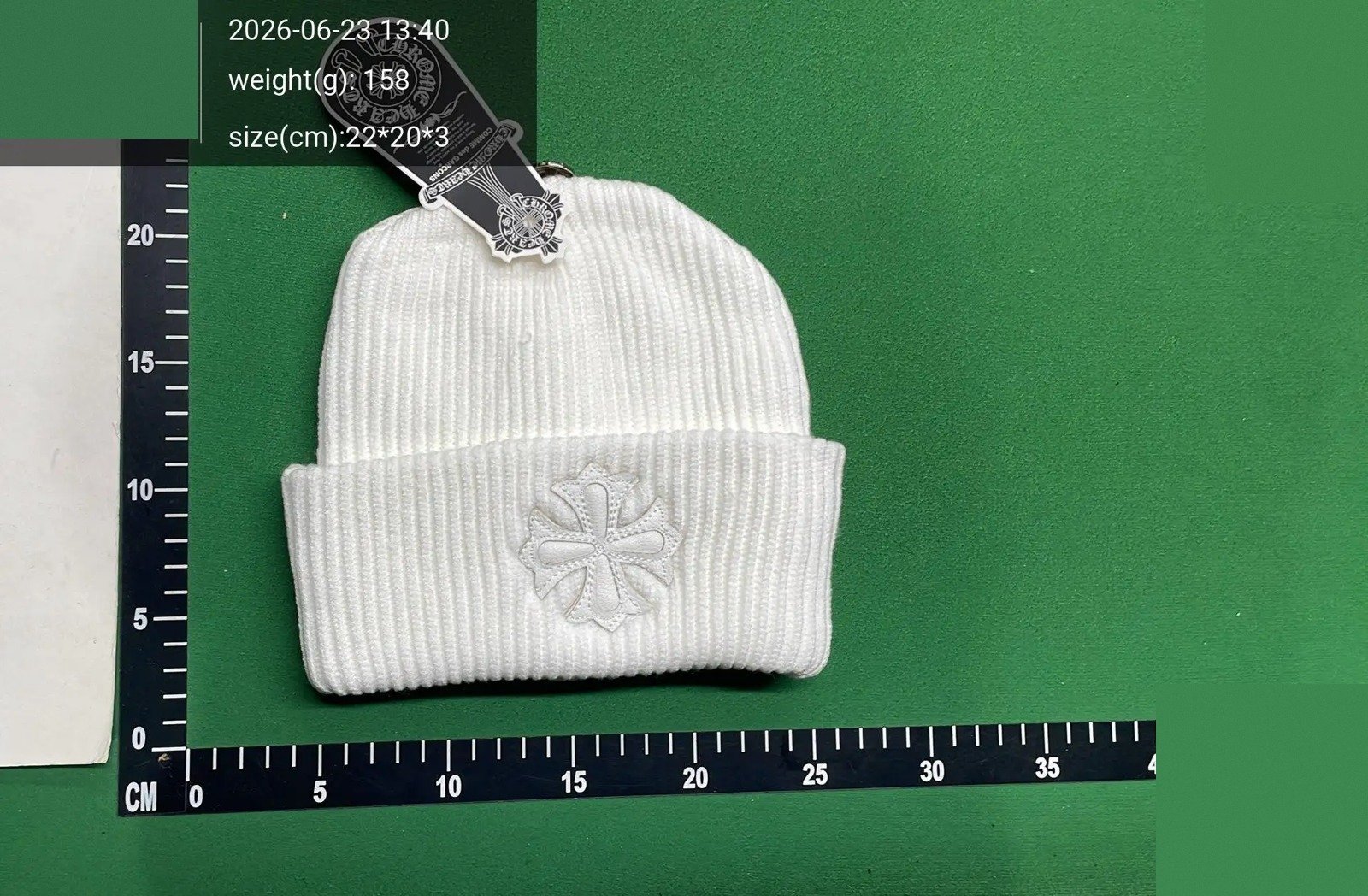 Cross Patch Ribbed Beanie -4