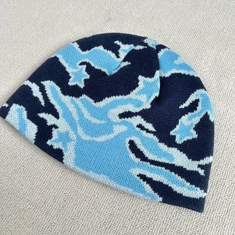 Flame Pattern Knit Beanie