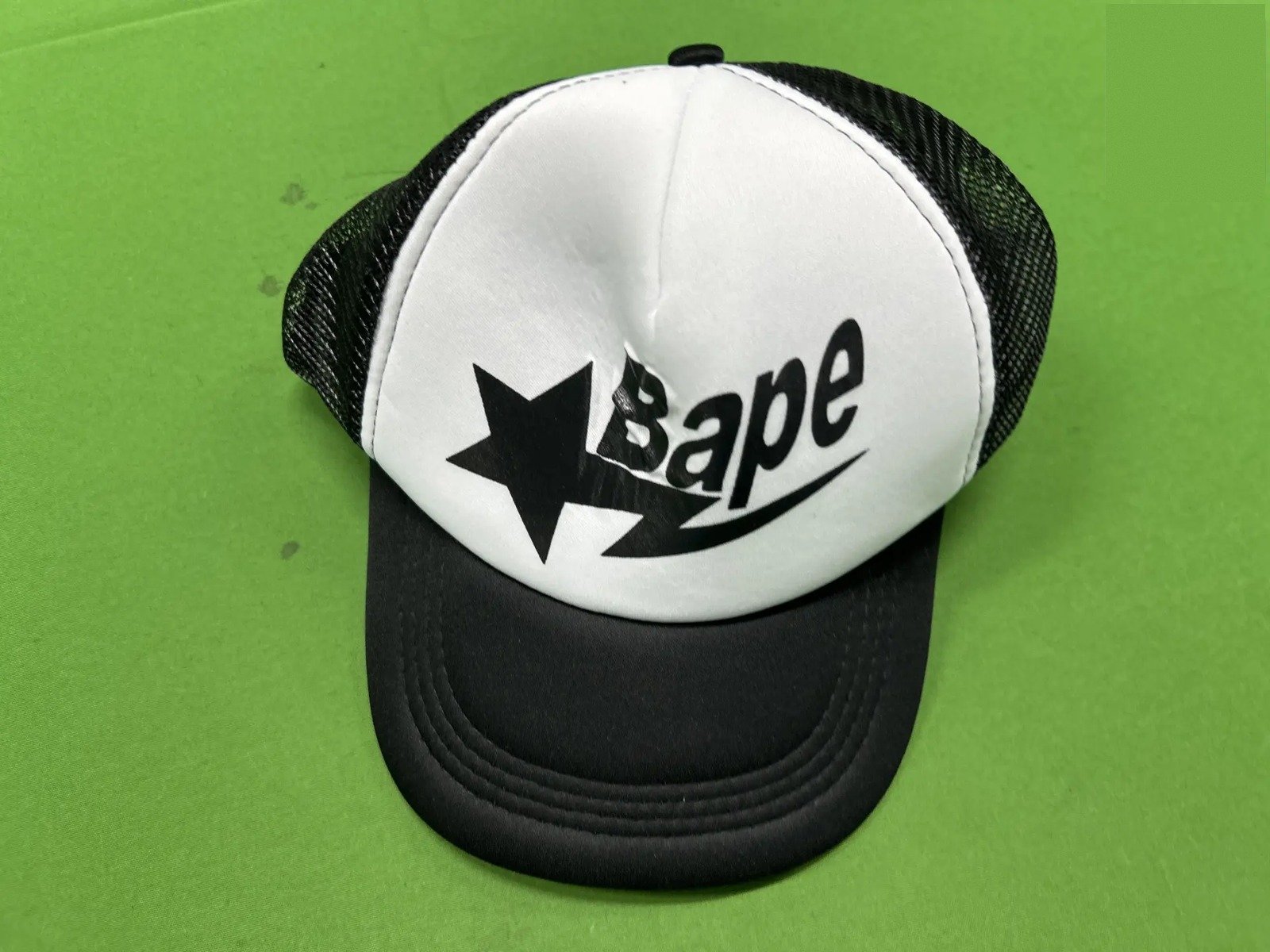 Star Graphic Trucker Cap -4