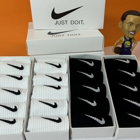 Boxed Low-Cut Sport Sock Colle source image 1